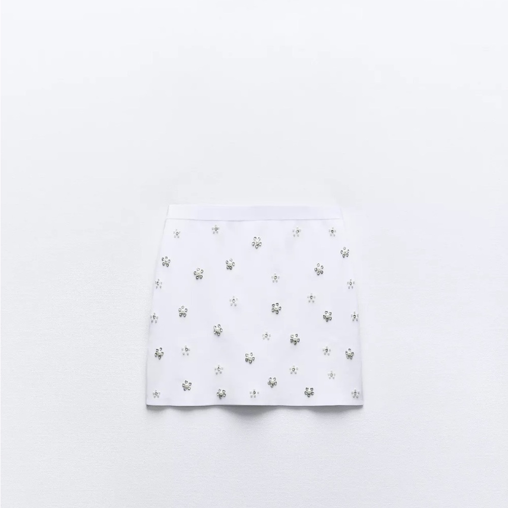 Zara White Mini Embellished Pencil Skirt - Picture 2 of 2